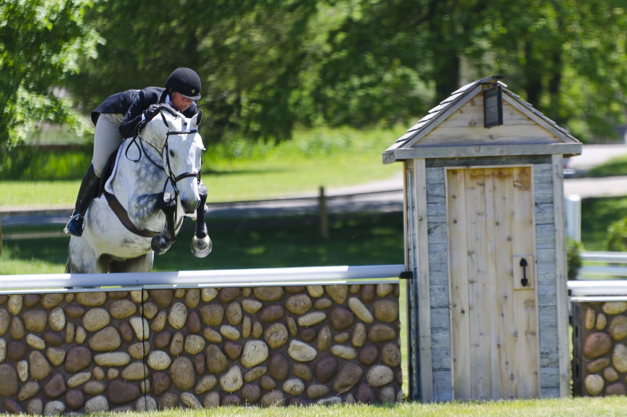 What is The Hunter Derby? The Plaid Horse Magazine