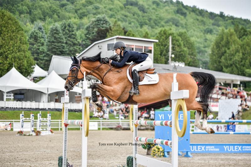International Bromont II Lucy Deslauriers Wins Again The Plaid Horse