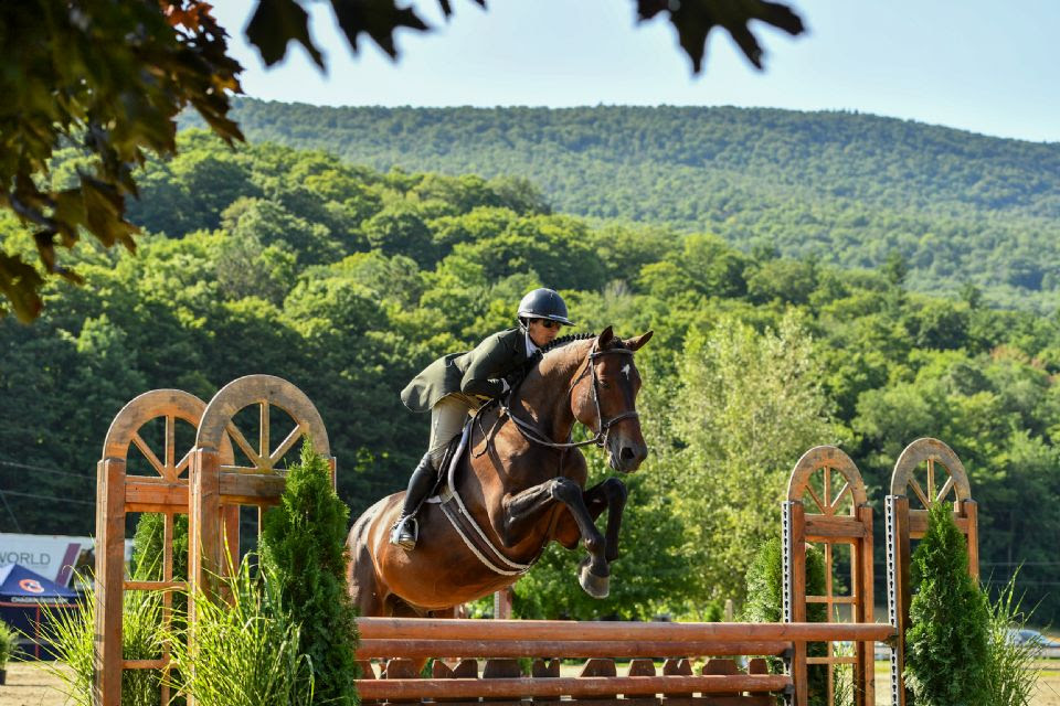 Jennifer Ritucci Rides Quidam's Reveal to $5,000 NEHJA Jennifer Ritucci Rides Quidam's Reveal to $5,000 NEHJA