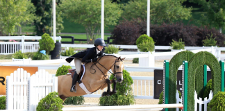 Aundrea Hillyard and Goldmark Win Large Regular Pony Hunter National Championship at 2022 USEF Pony Finals