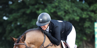 Jean Sheptoff Tops Hunt Ltd. 3’6” Amateur-Owner 3’6” 36 & Over Hunter Division at WEF Premiere