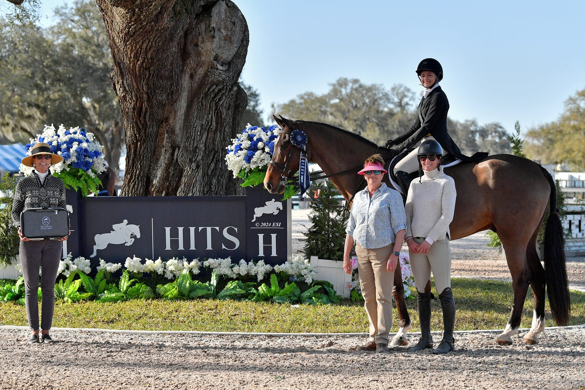 Morgan Ward and Comissario Guide the Way in $5,000 SmartPak USHJA ...