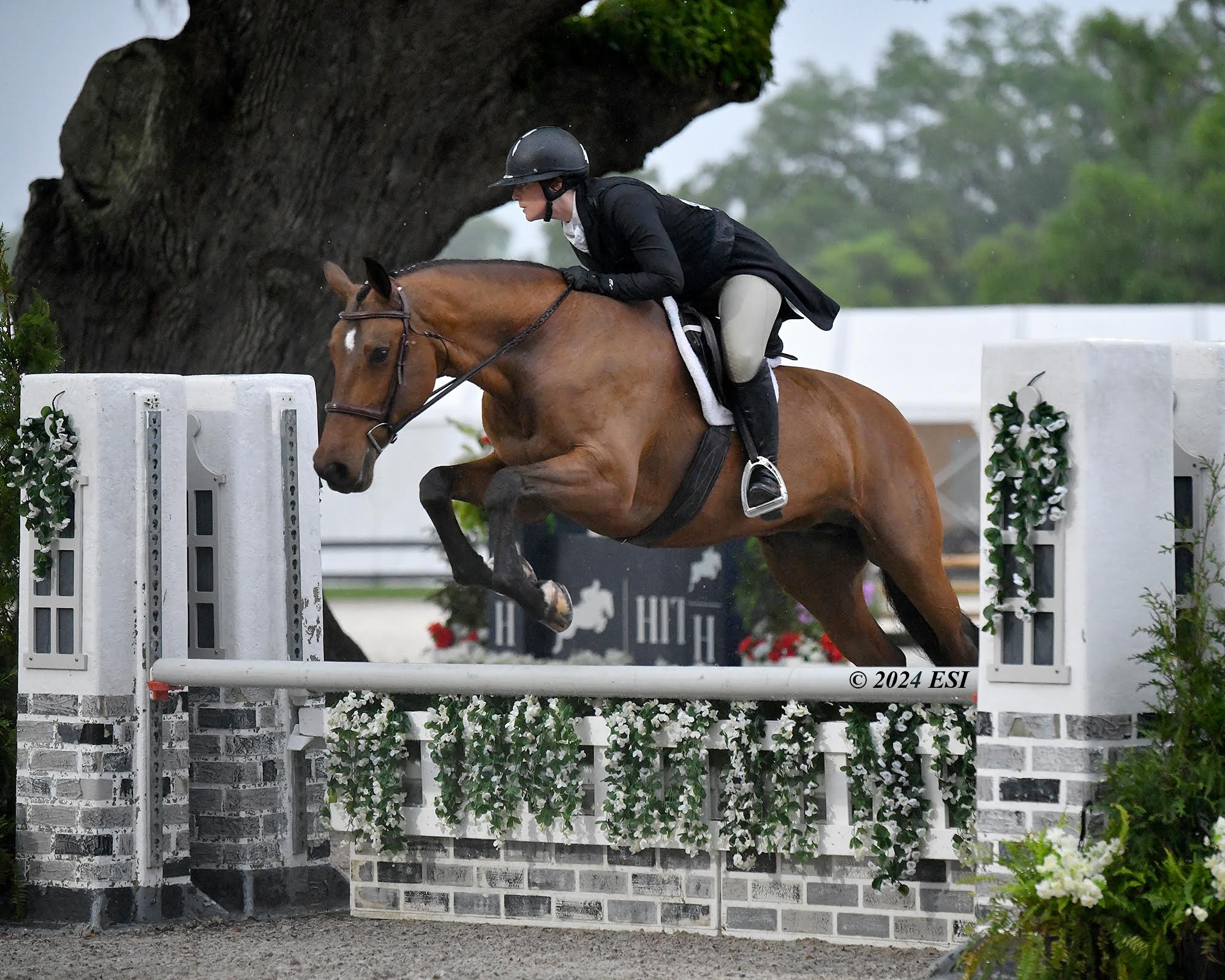 Morgan Ward and Comissario Count On Consistency to Win $5,000 SmartPak ...