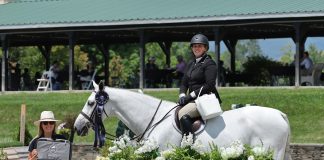 Callie Seaman and Moonshine Shine in $5,000 USHJA National Amateur Hunter Derby, presented by Veronica Beard