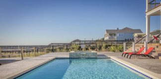 How to Create a Pool Environment That Encourages Daily Exercise