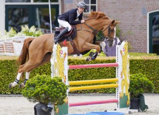 Trainer Tuesday: How do you properly execute ‘slicing’ a jump, and when and why would you do so?